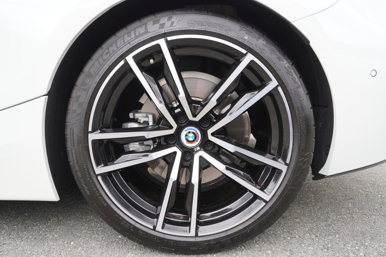 G29 z4 sDrive20i RHD