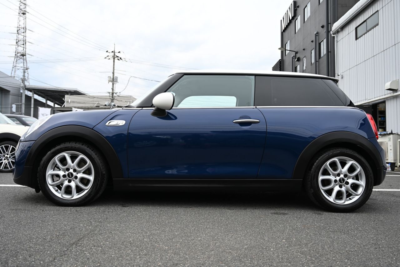 F56 MINI COOPER S