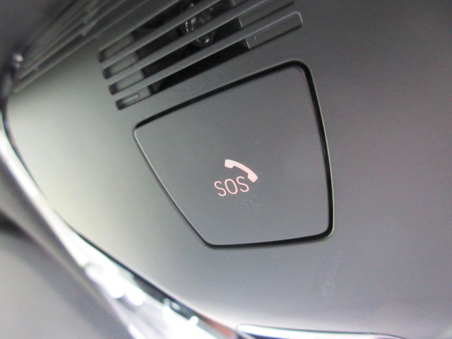 X6 M60i xDrive RHD