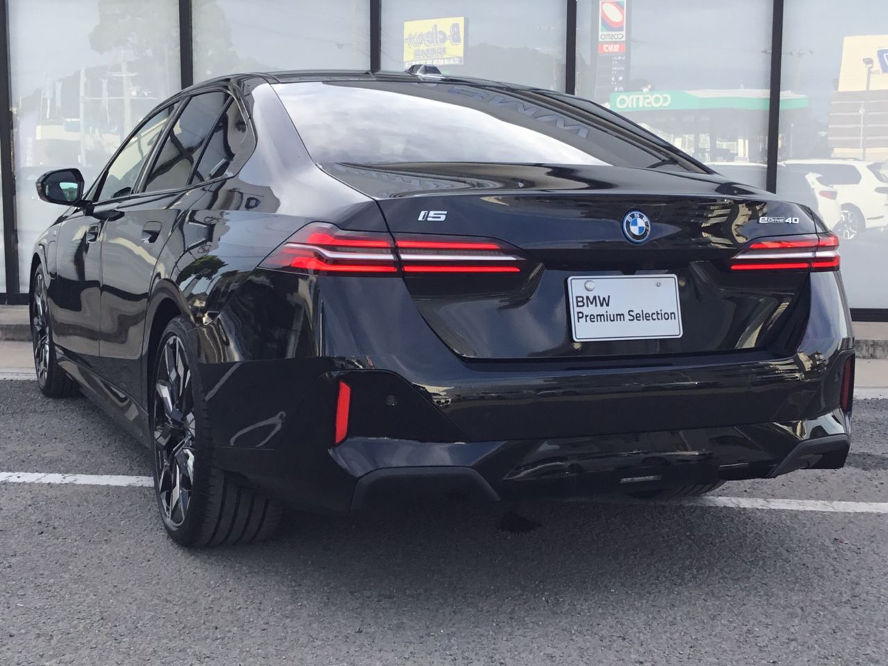 BMW i5 eDrive40 Sedan RHD