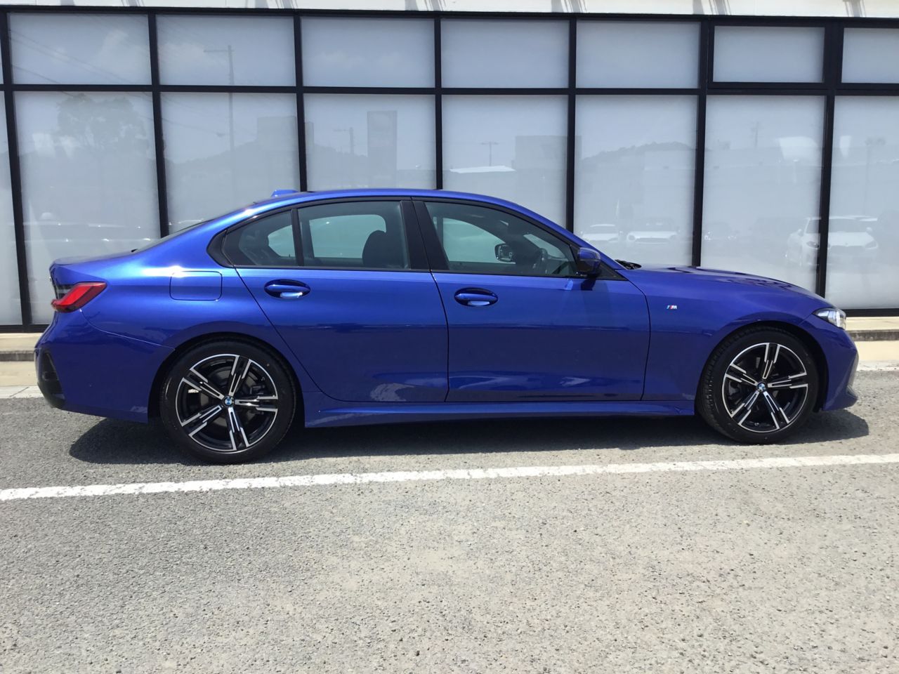 320d xDrive Berline RHD