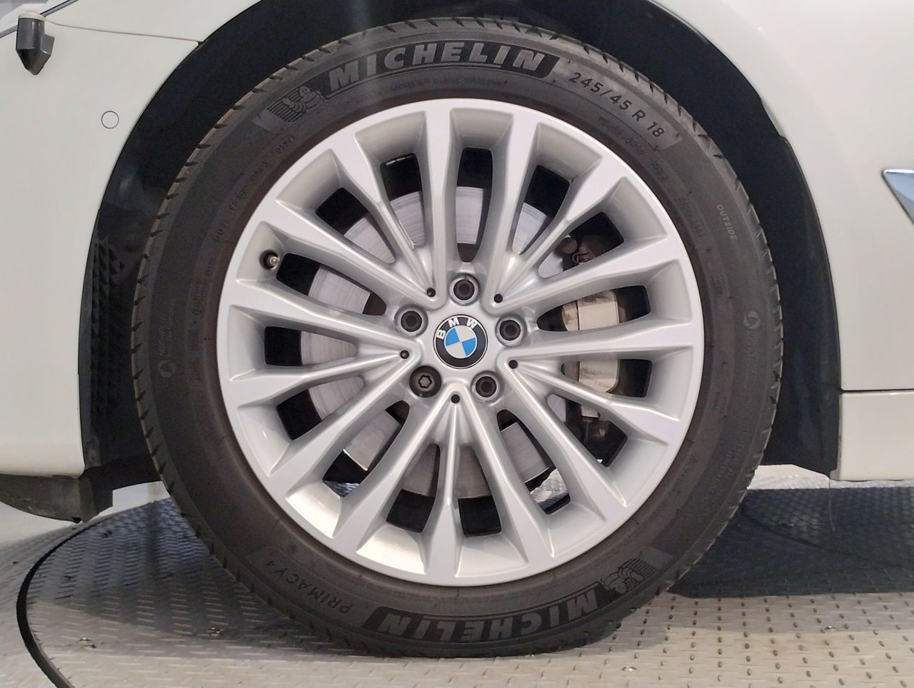 530I