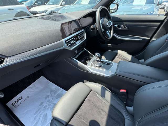 G20 320i Saloon RHD TU