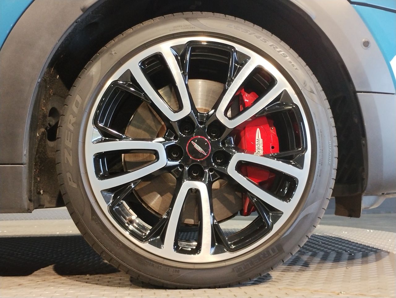 MINI John Cooper Works ALL4 Countryman RHD