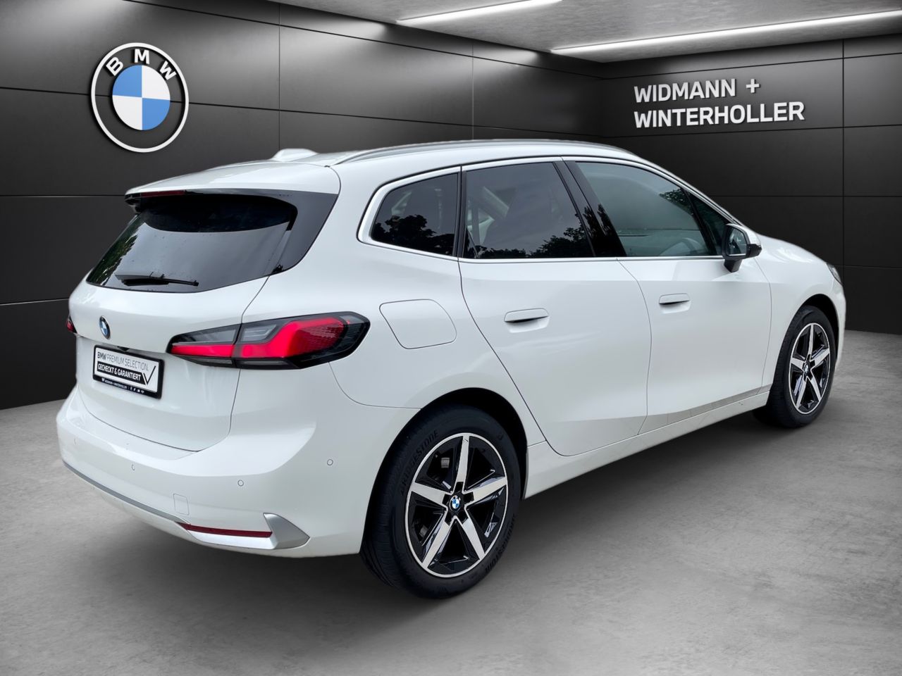 BMW 218