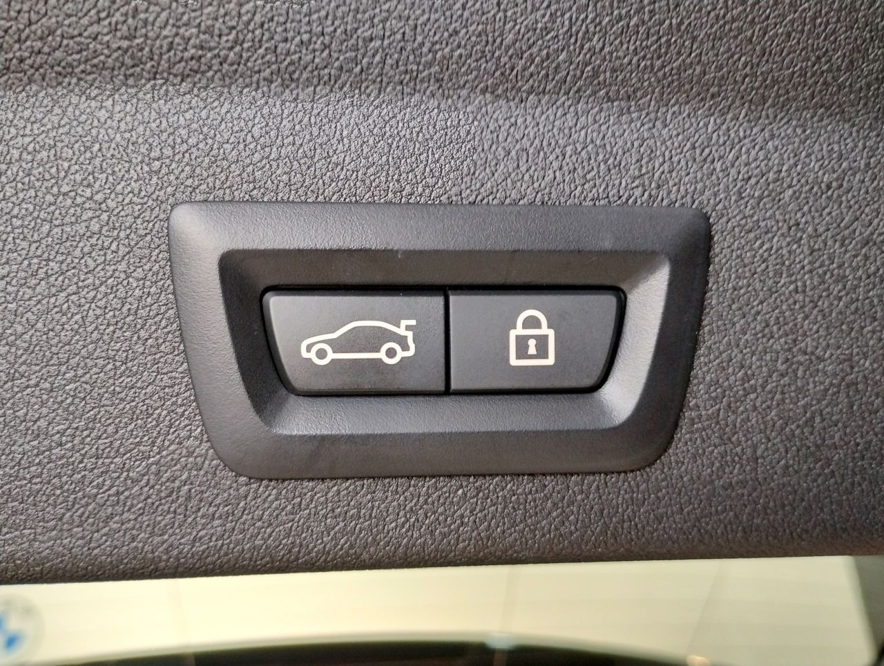 F40 118d Sports Hatch 5-door B47 2.0d