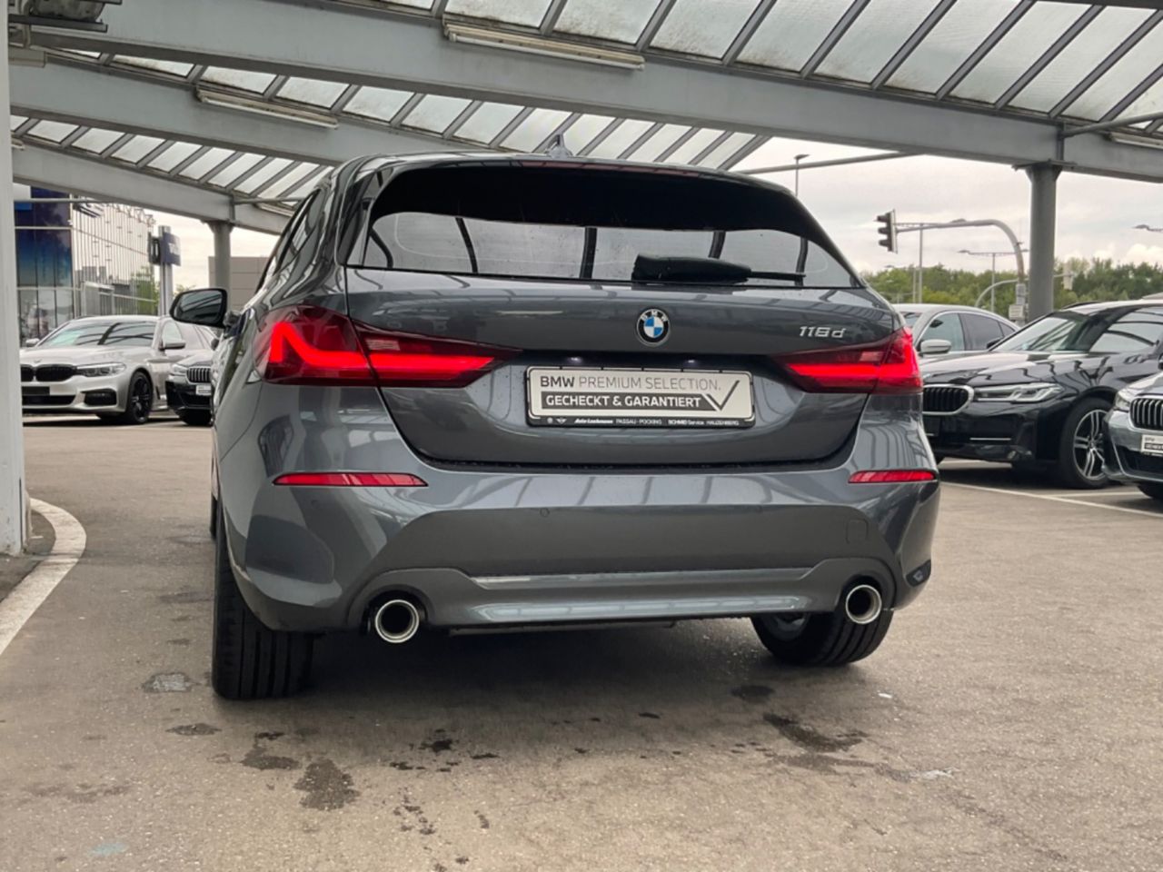 118d Hatch