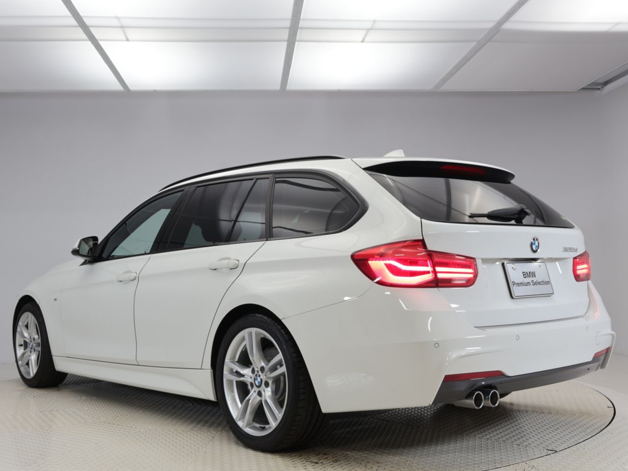 320D TOURING RHD