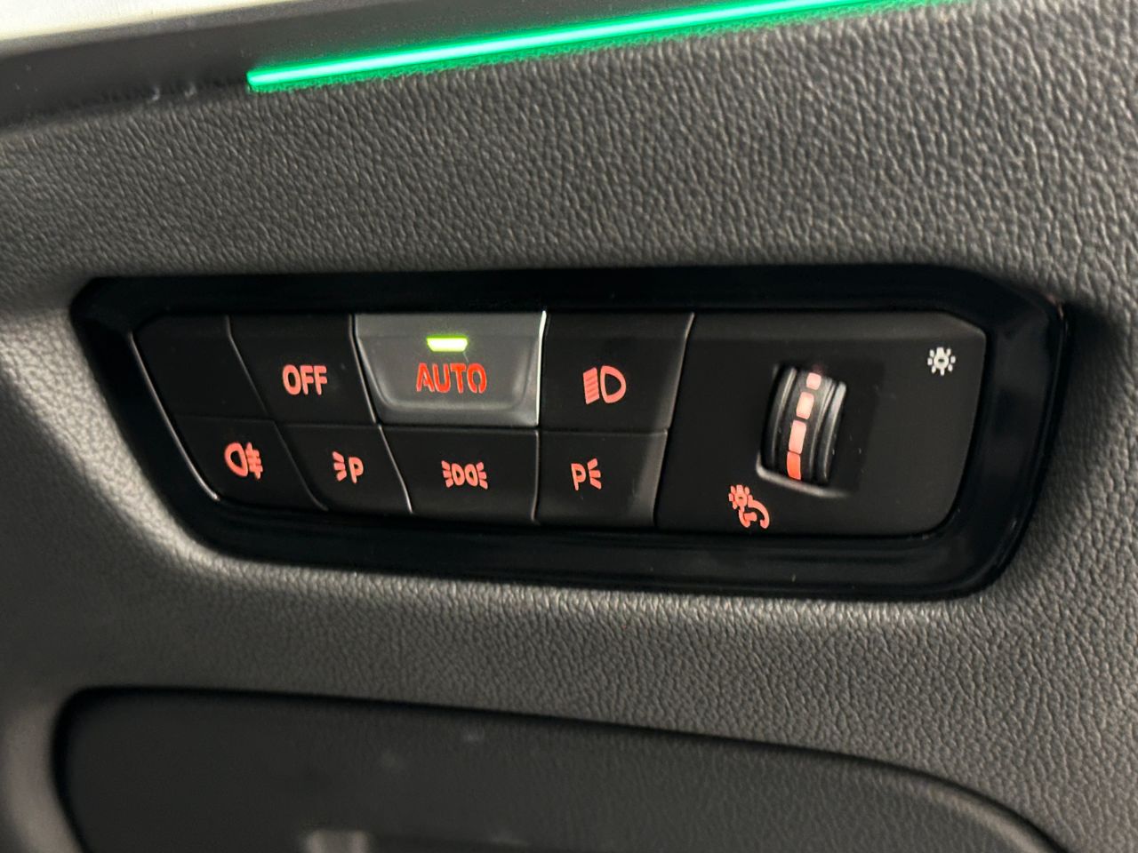 G26 i4 eDrive40 RHD