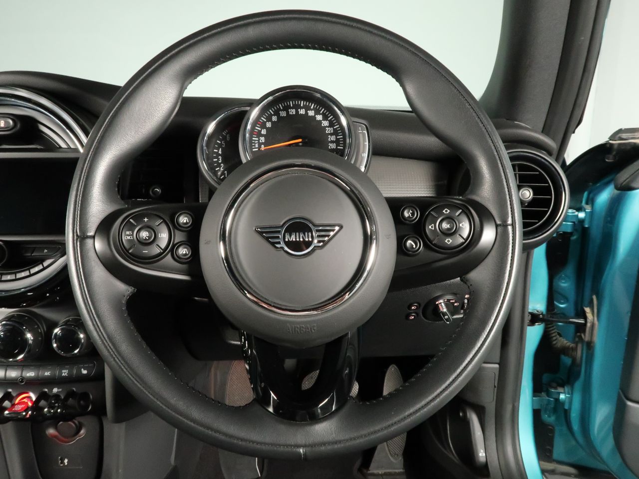 F57 MINI Cooper Convertible LCI