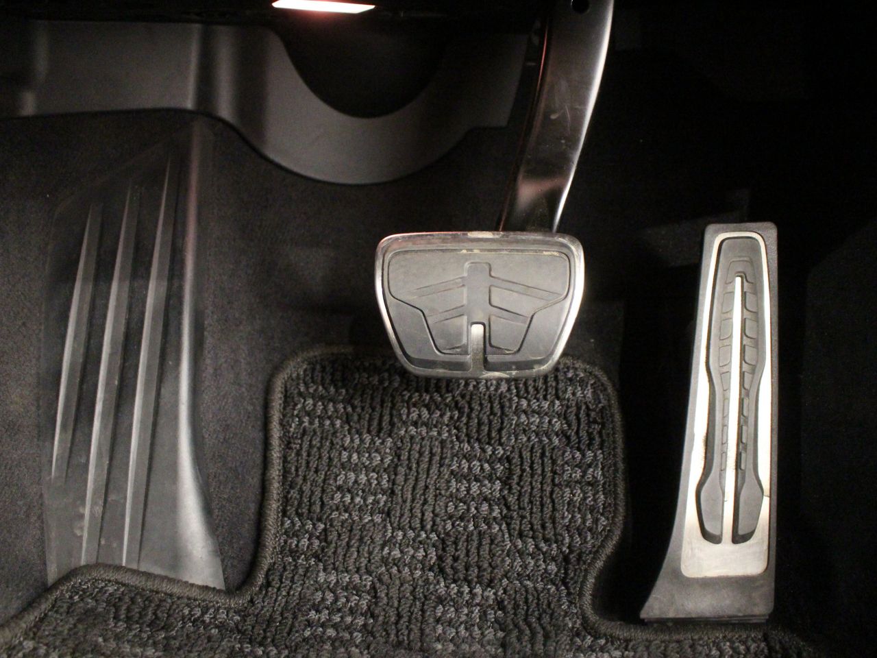 G23 M440i xDrive Convertible RHD