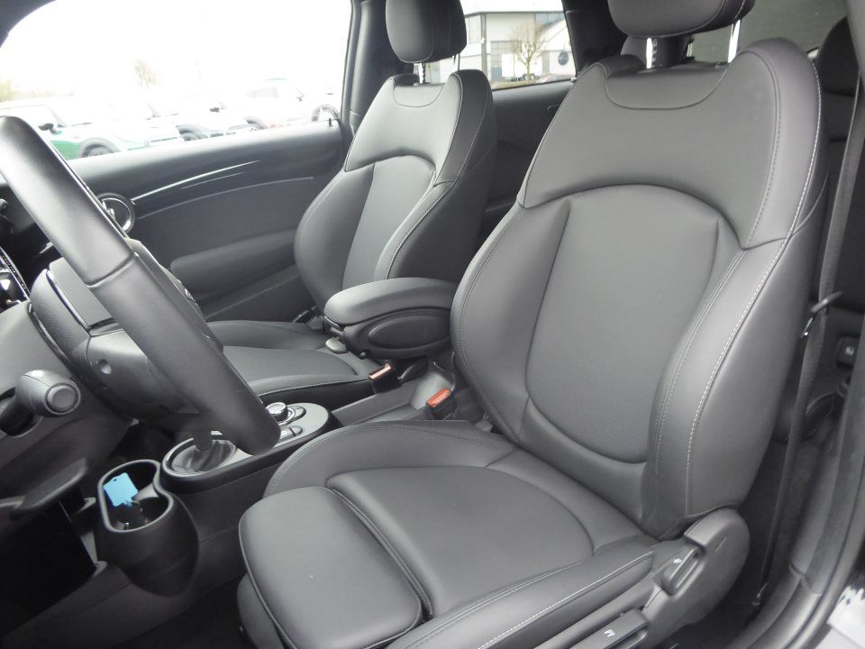 MINI Cooper SE