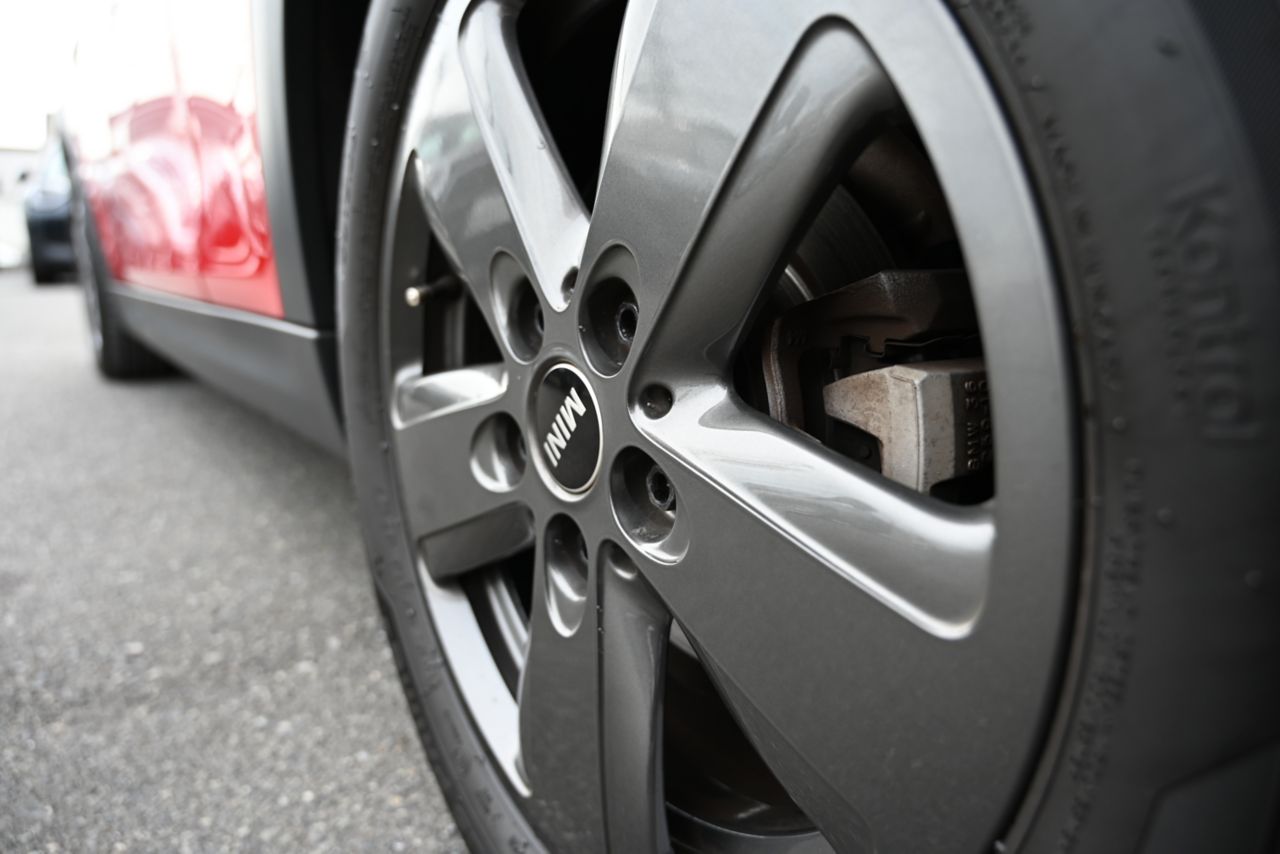 MINI Cooper F56 RHD
