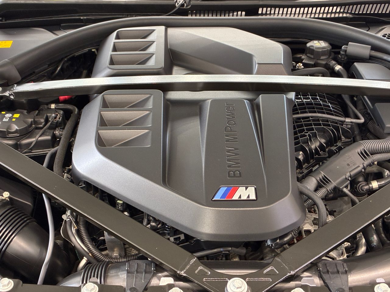 G83 M4 Competition M xDrive Competition RHD