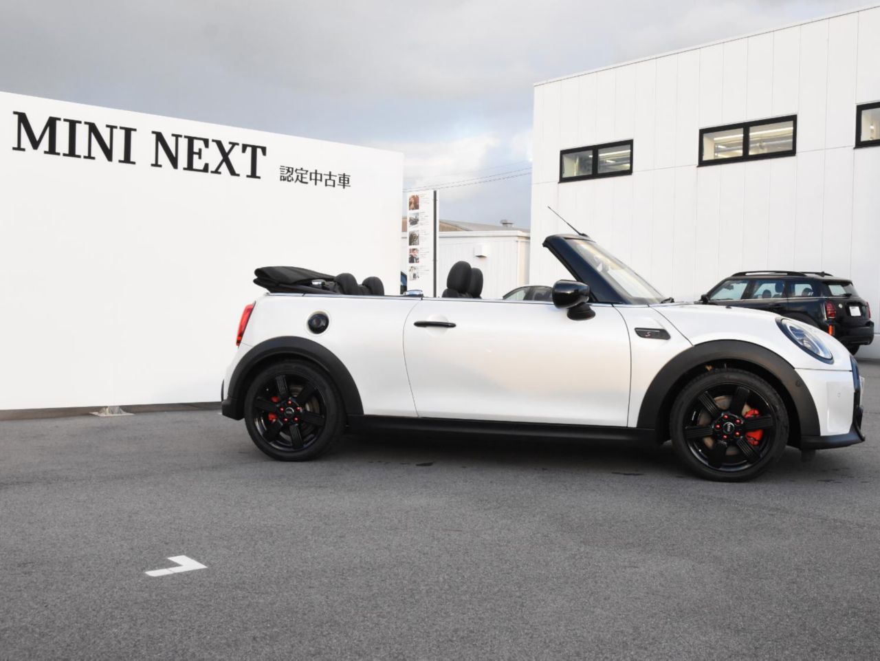 MINI Cooper S Convertible RHD