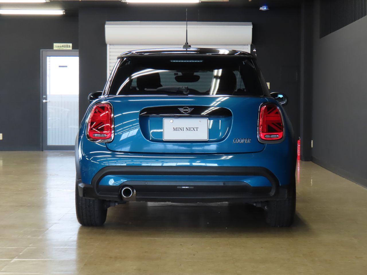 MINI Cooper F56 RHD