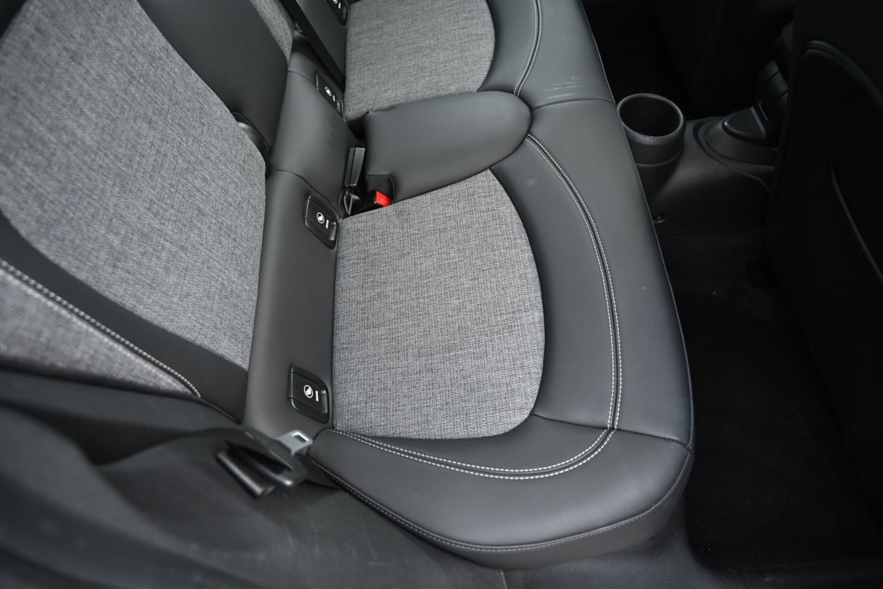 F55 MINI Cooper 5-Door Hatch LCI