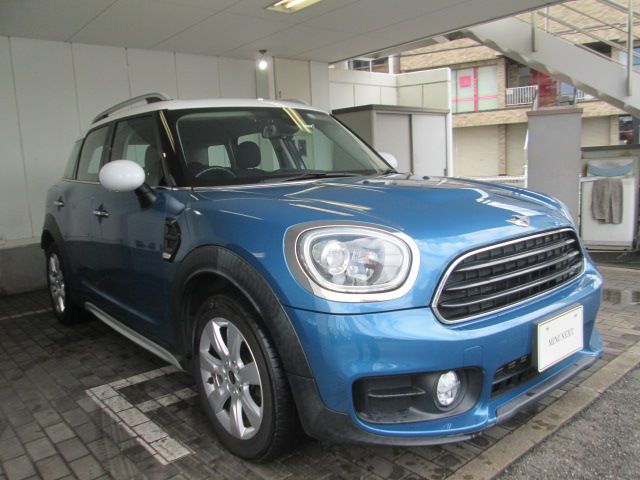 MINI CROSSOVER COOPER D