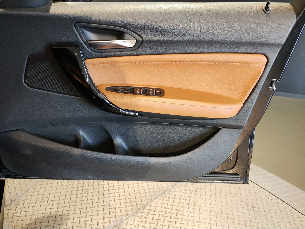 118D 5DOOR RHD