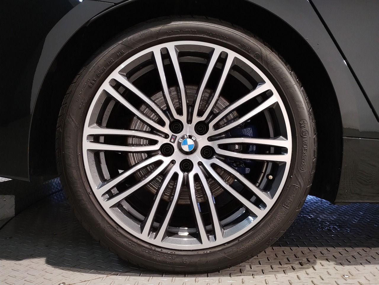 530I
