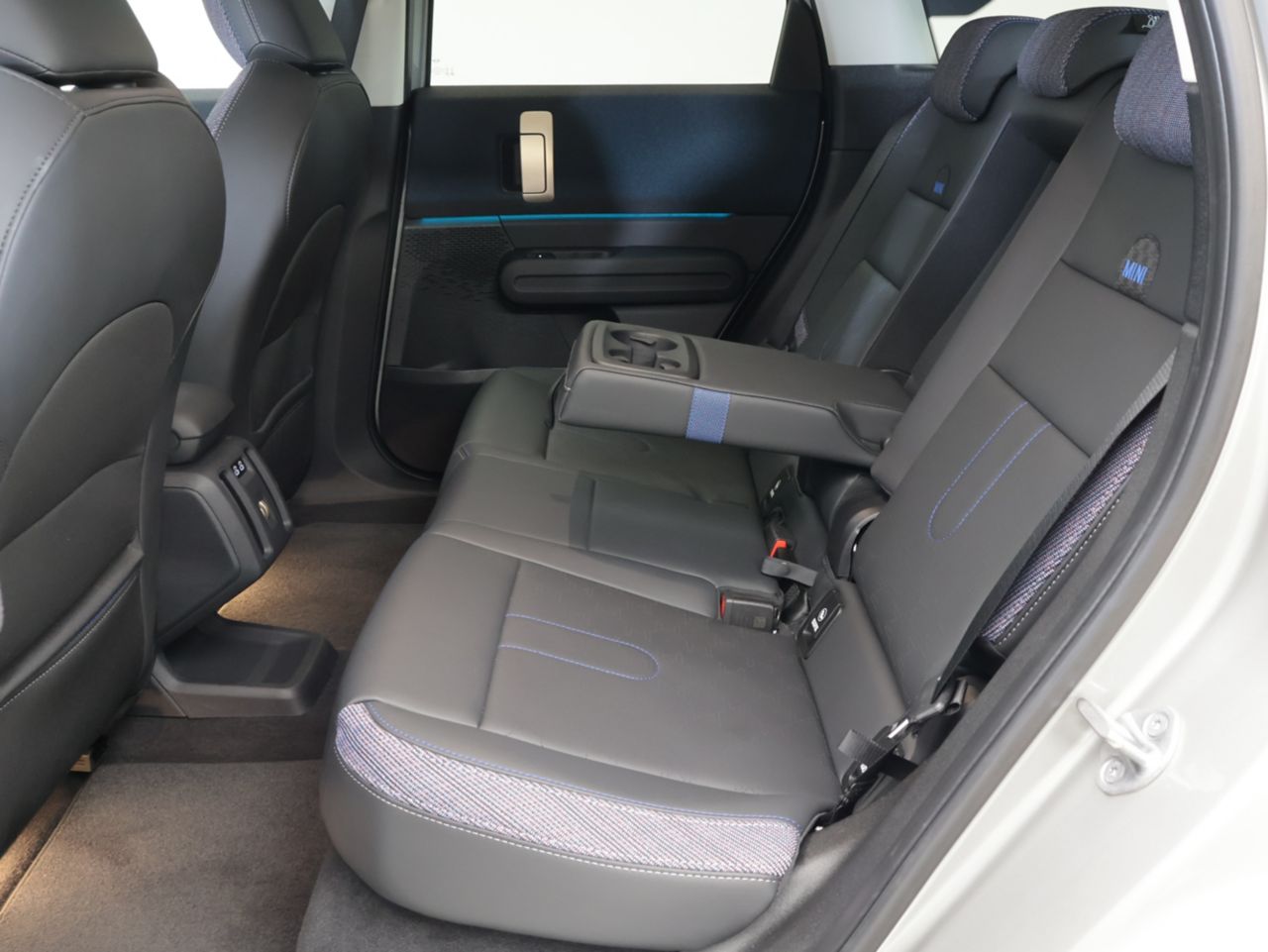 U25 MINI Countryman E