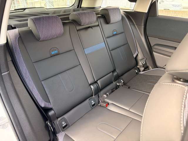 U25 MINI Countryman C