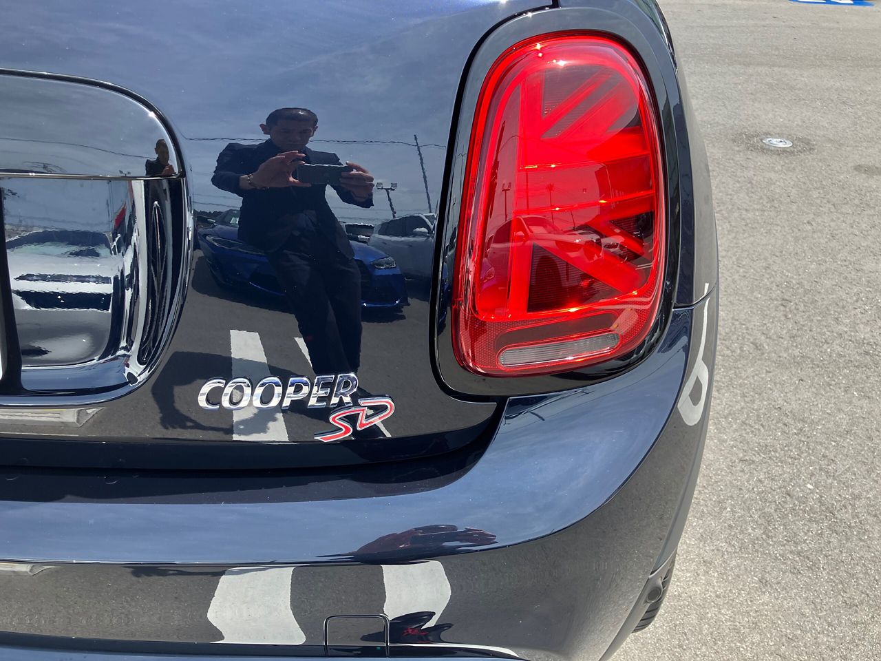 F56 COOPER S D(AT)