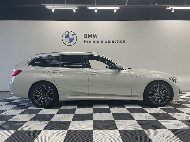 G21 320d xDrive Touring RHD