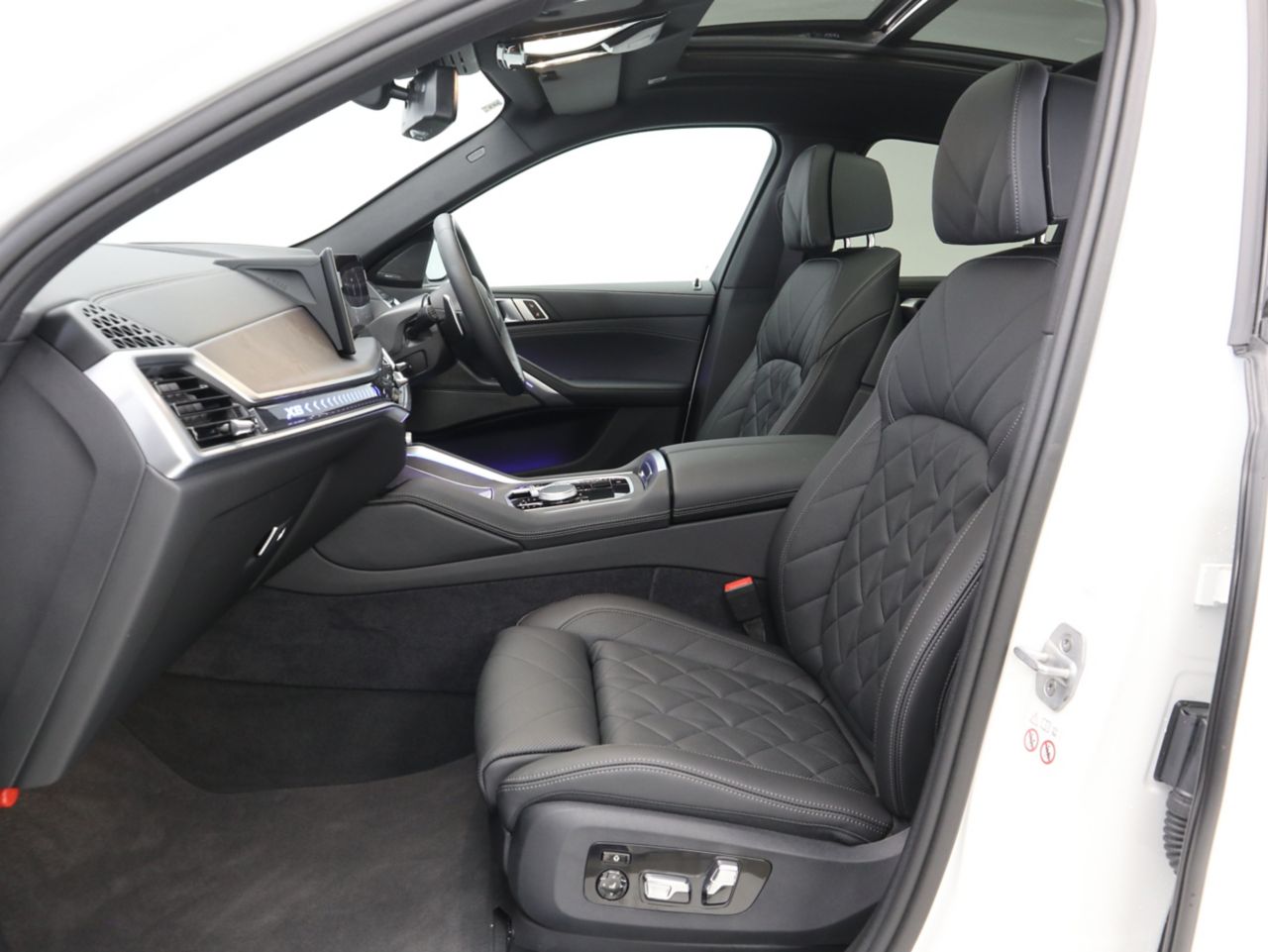 X6 xDrive30d M Sport RHD