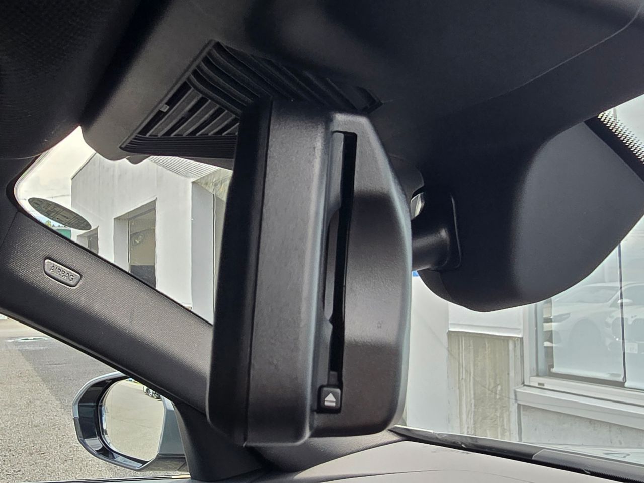 BMW i5 eDrive40 M Sport RHD