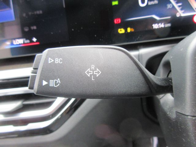 G26 i4 eDrive40 RHD