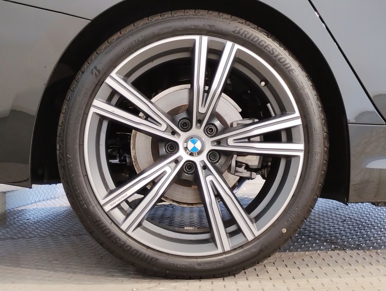 320d xDrive Berline RHD