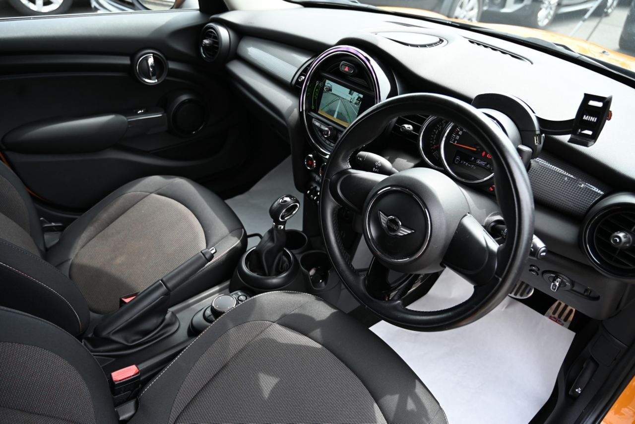 F55 COOPER