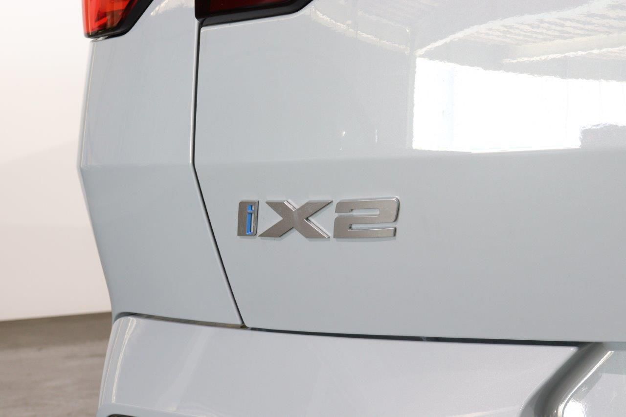 iX2 xDrive30 MSP