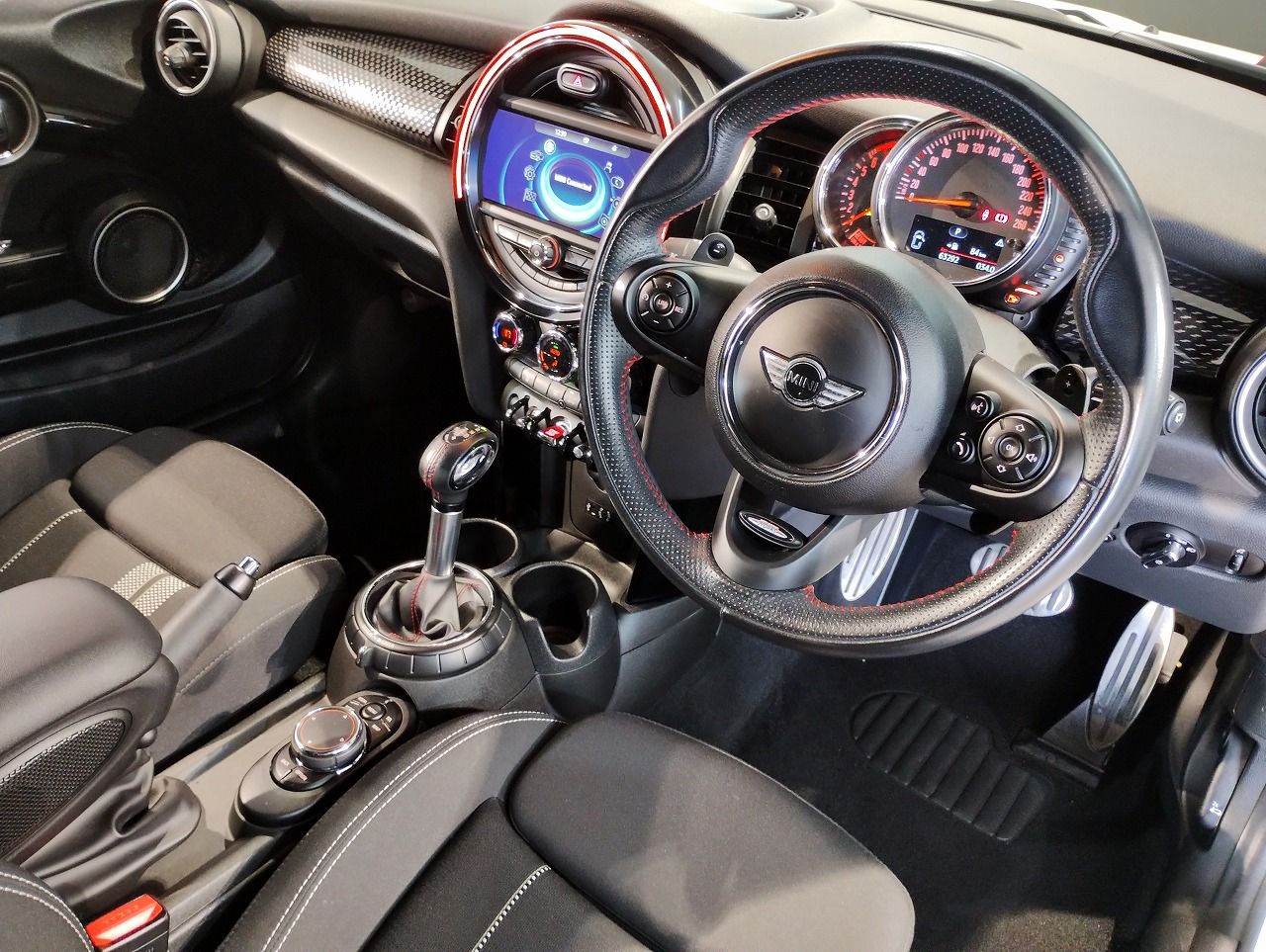 F56 MINI COOPER S