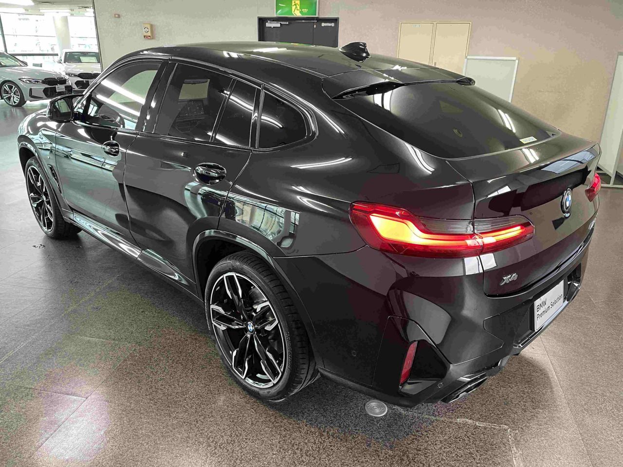 G02 X4 M40i RHD LCI