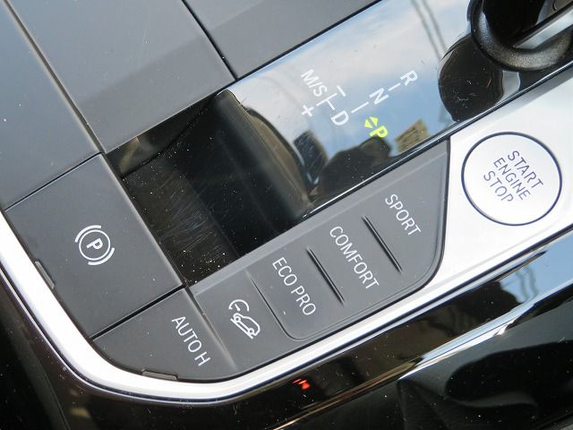 G01 X3 xDrive20d RHD ZA LCI