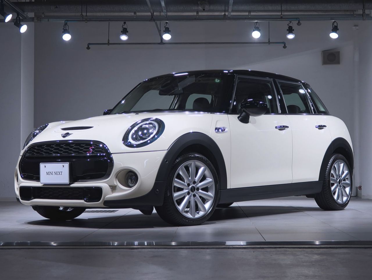 MINI COOPER SD 5 DOOR.