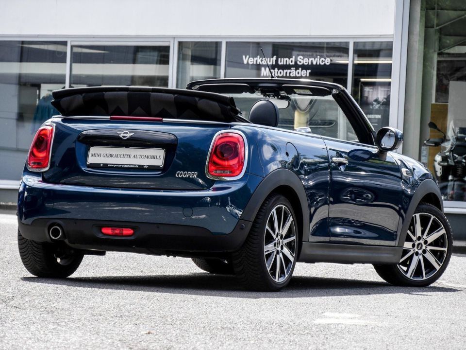 MINI Cooper Cabrio