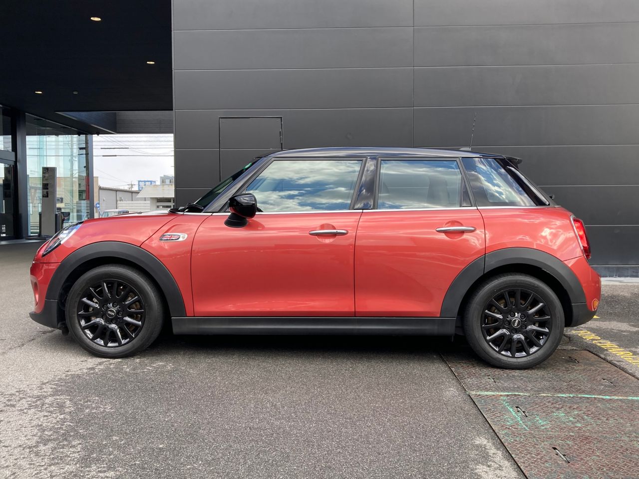 F55 MINI Cooper 5-Door Hatch LCI