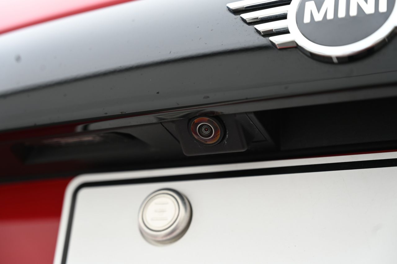 MINI Cooper F56 RHD