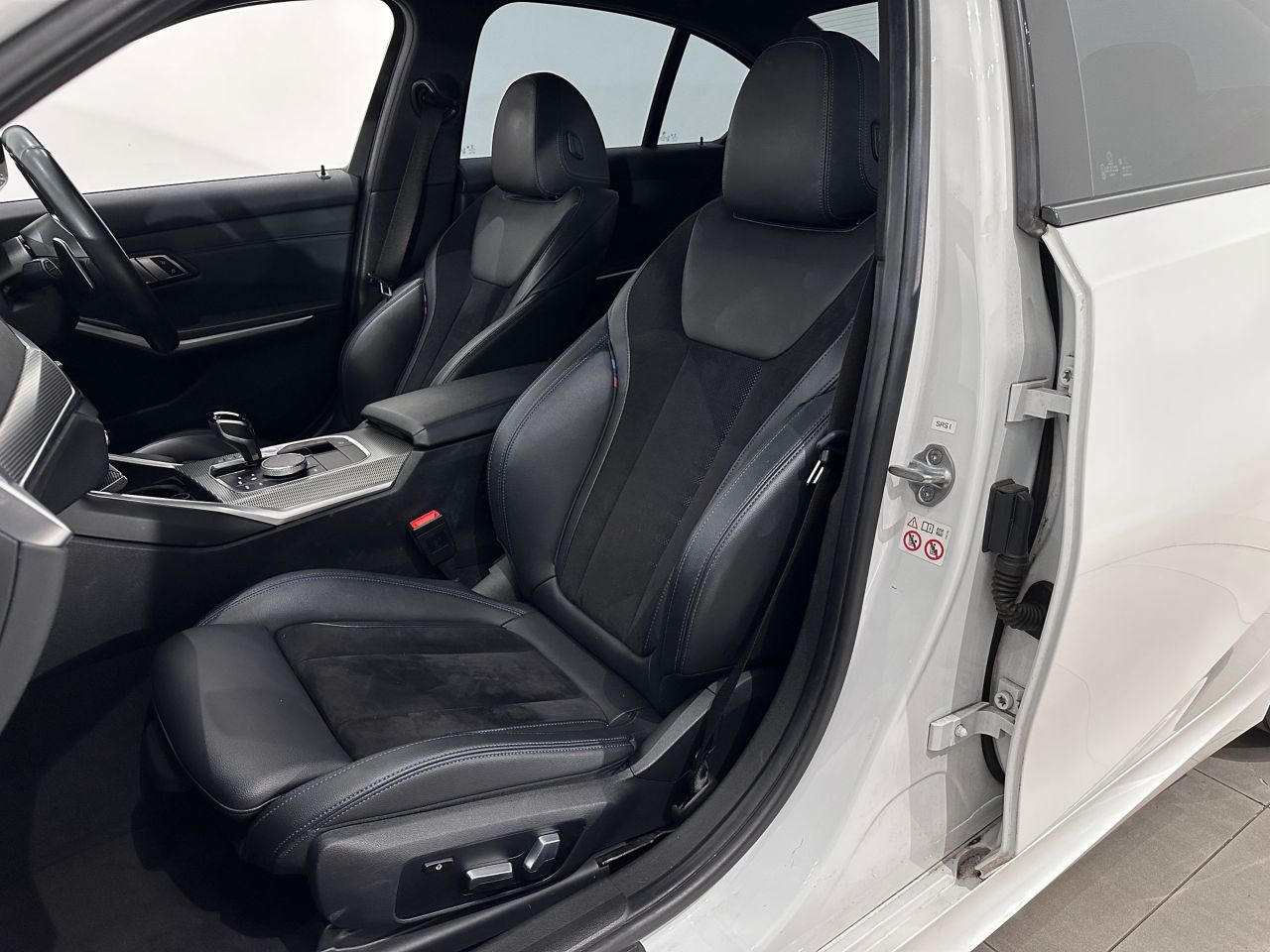 G20 320i Saloon RHD TU