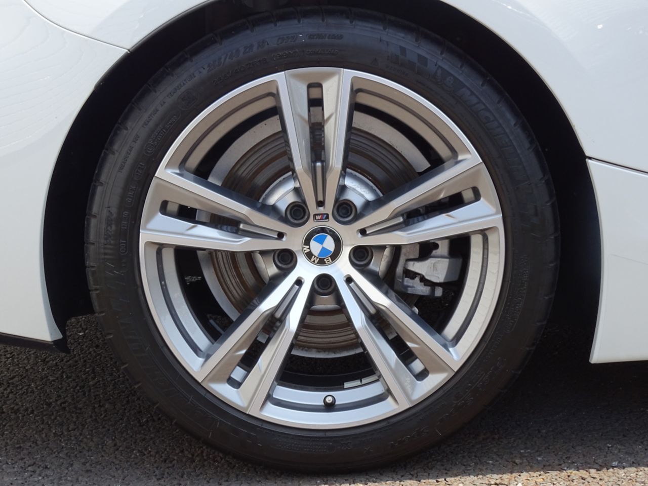 G29 z4 sDrive20i RHD