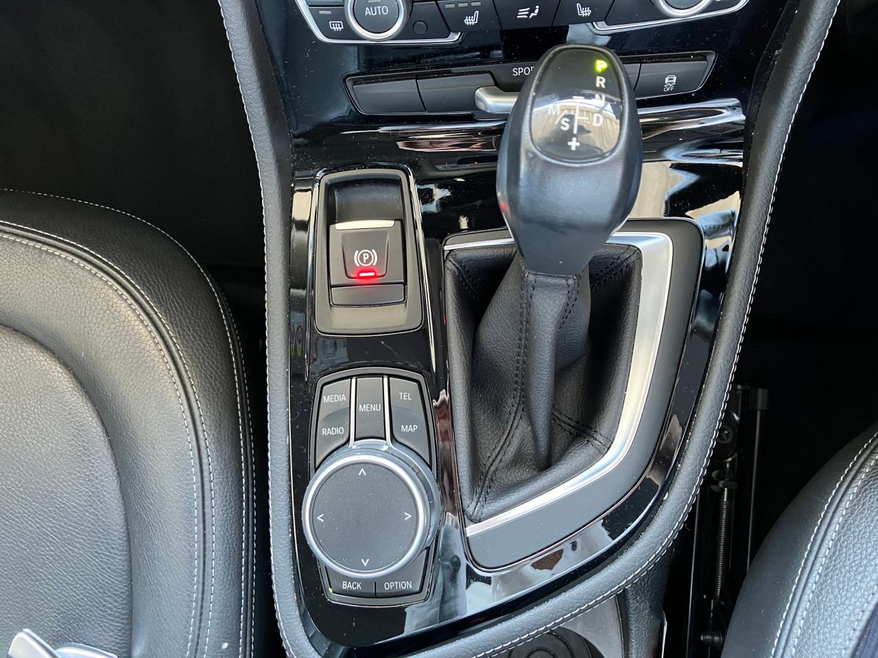 218I ACTIVE TOURER RHD