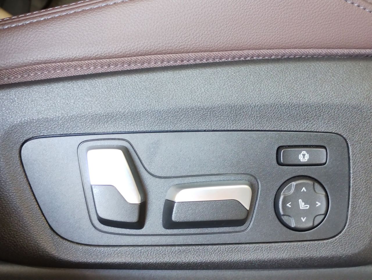 X4 xDrive20d RHD