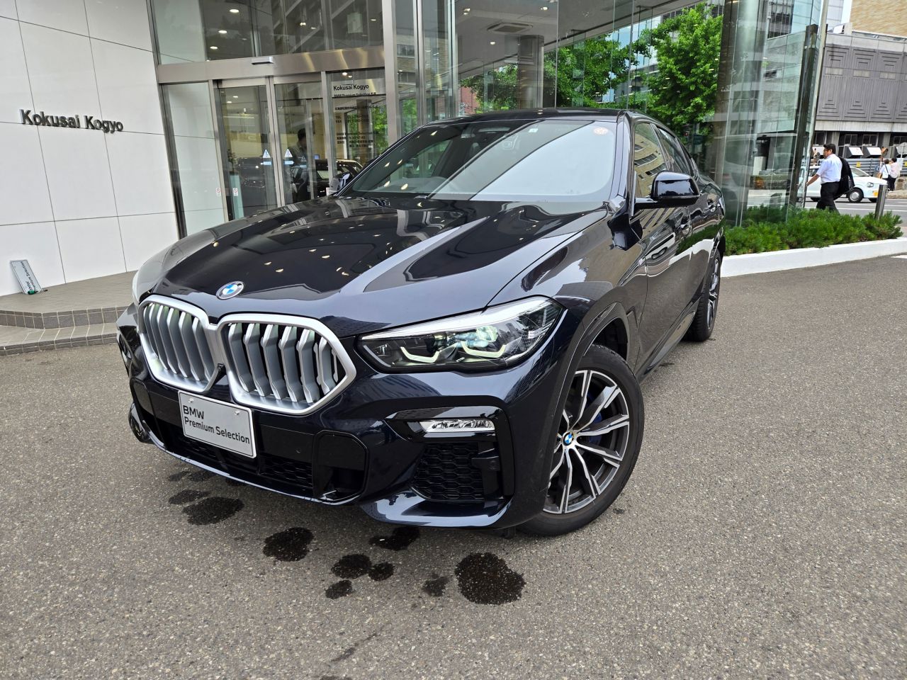X* xDrive30d RHD