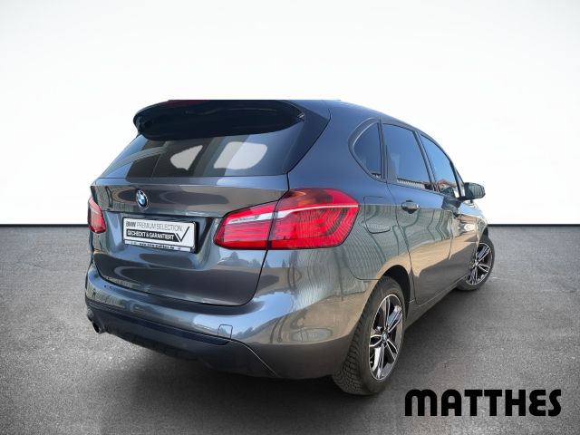 BMW 218