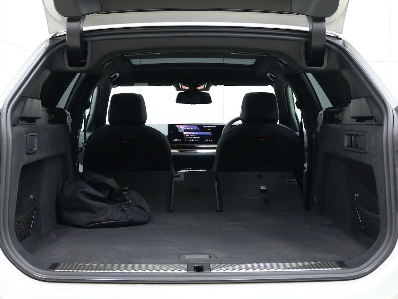 BMW i5 eDrive40 M Sport RHD
