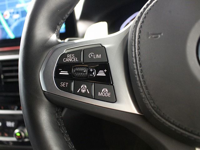 520d xDrive Touring RHD