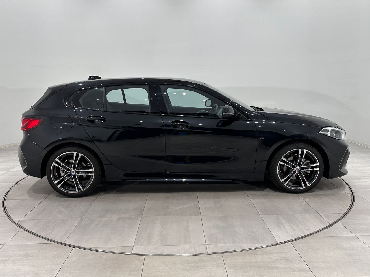 118i RHD